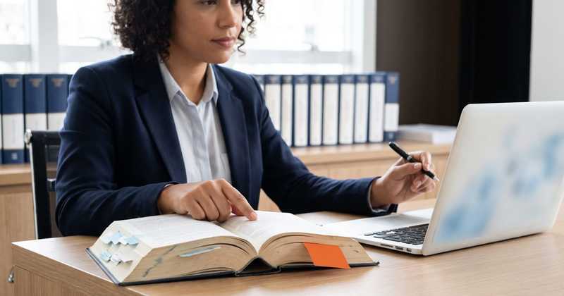 Base aberta com as leis do Brasil: dá para usar na IA jurídica?